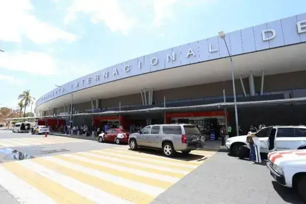 Aeropuerto de Mazatlán pierde 72 mil pasajeros aéreos hasta el mes de junio