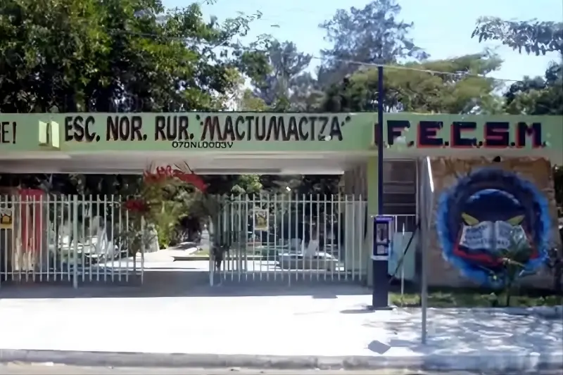 Fiscalía de Chiapas investiga presuntas “novatadas” violentas en la Normal Mactumatzá