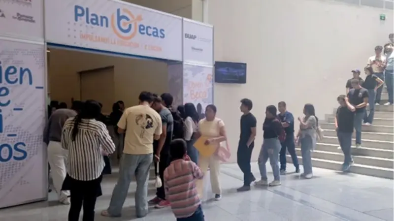 BUAP y Gobierno de Puebla ofrecerán más de 10 mil becas en la feria Plan Becas 2026