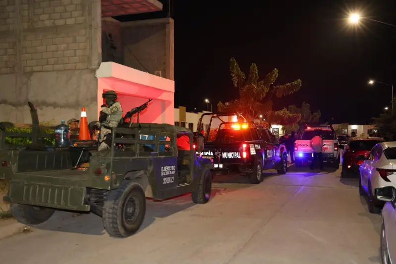 Asesinan con disparos de carro a carro a policía de Investigación en Mazatlán