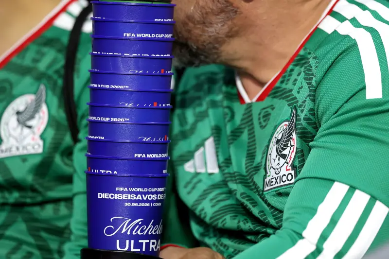 Cerveceras ‘lloran’ por México y Brasil en el Mundial 2026: Eliminación arruina sus pronósticos de ventas