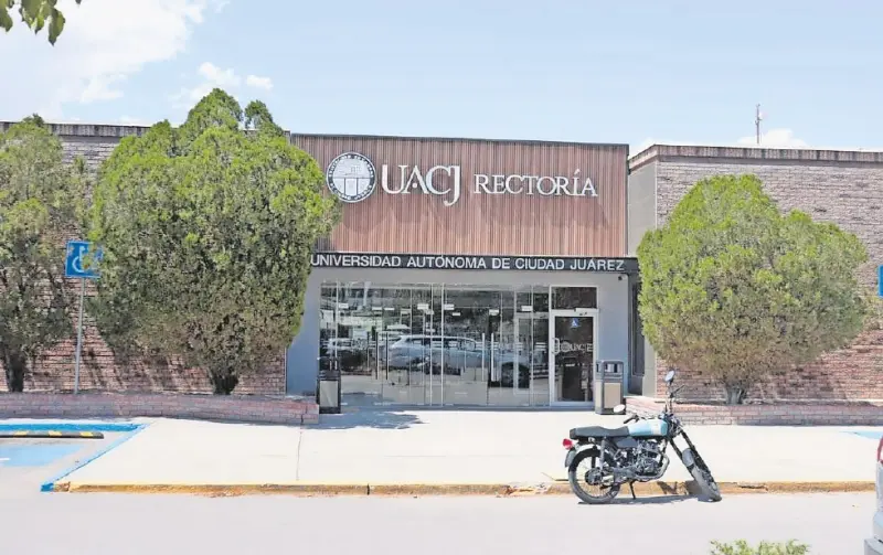 Interponen amparo vs la UACJ por cobros diferenciados a extranjeros
