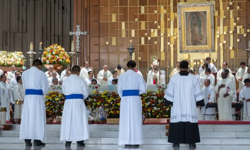 SANTA MARÍA DE GUADALUPE NOS TRAE LA PAZ