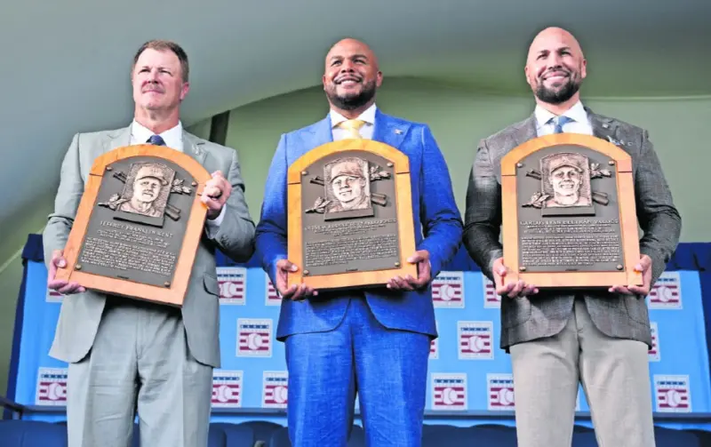 Beltrán, Jones y Kent entran al Salón de la Fama de Beisbol