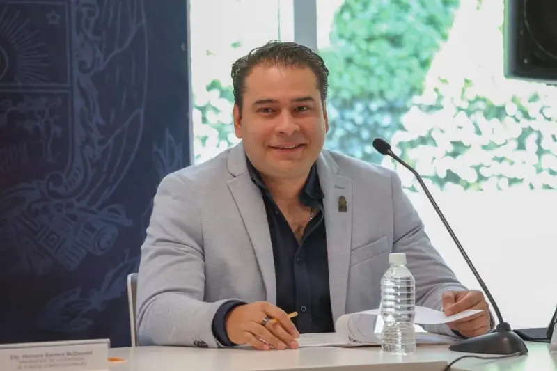 Morena definirá qué aspirantes avanzarán en el proceso interno: Eric Silva