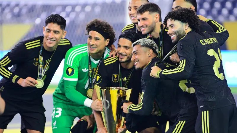México podría tener partidos de la Copa Oro 2027 en el Estadio Azteca, pero no la final 