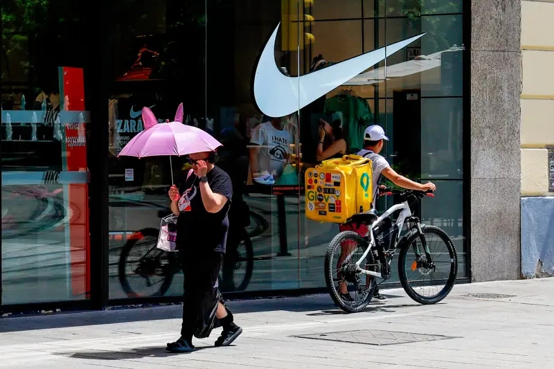 Solo lo hizo: Nike se beneficia por aranceles y crece en Norteamérica, pero cae en China
