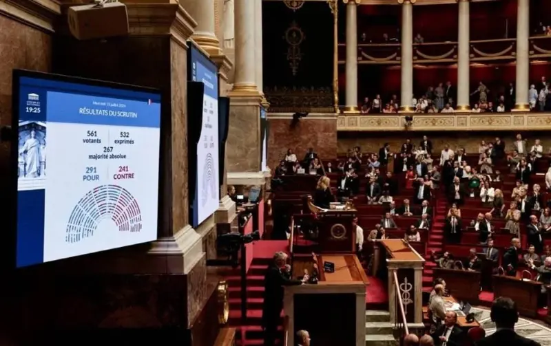 Aprueba Francia derecho a la eutanasia