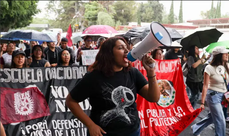 IPN reitera invitación al diálogo con estudiantes en paro; mesas de trabajo serán este martes