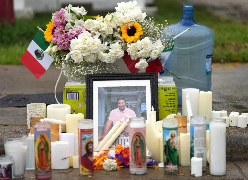 ICE suspende operativos tras la muerte de dos latinos