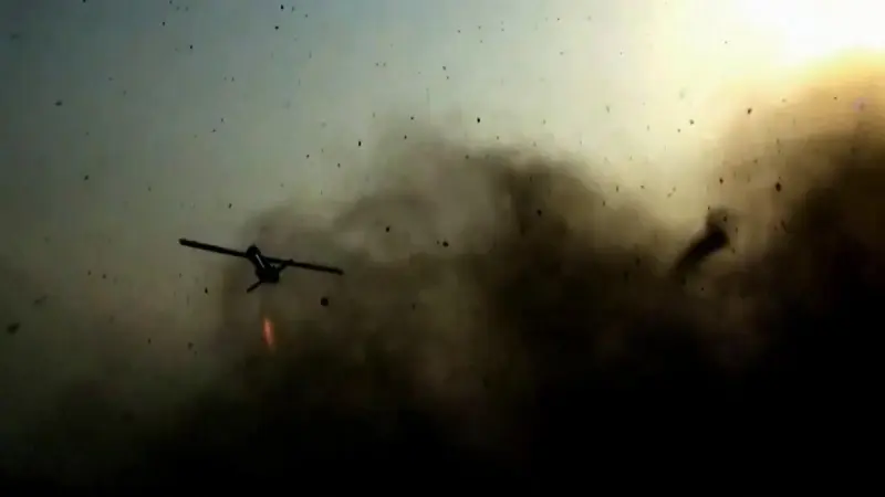 EU lanza su séptima noche de bombardeos e Irán responde golpeando bases en Kuwait y Jordania