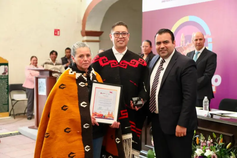 Gaspar Trueba distingue trayectoria comunitaria y legado artesanal en aniversario de Colón