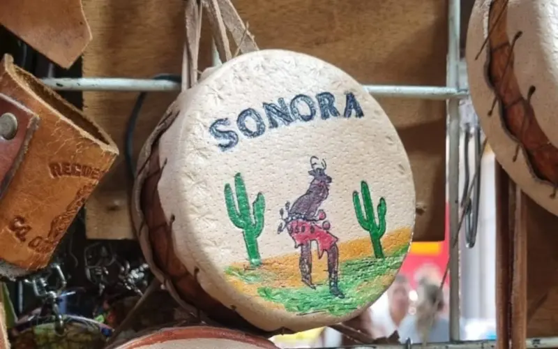 Tiendas de recuerditos en Ciudad Obregón esperan aumento de ventas durante las vacaciones de verano