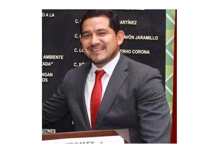 Detienen a ex subsecretario de Alfredo del Mazo por supuesta venta de plazas en la Secretaría de Educación del Edomex