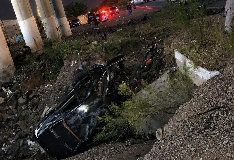 Joven muere al chocar contra puente del IMSS en Nogales; circulaba a exceso de velocidad