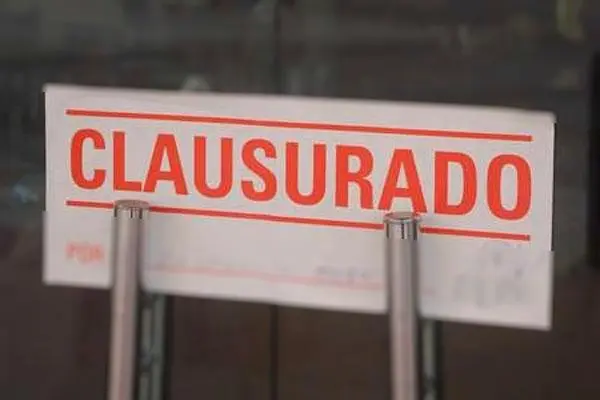 Clausuran bar en Ramos Arizpe por presencia de menores durante partidos del Mundial