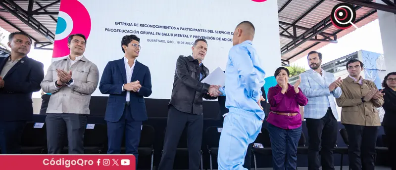 Gobernador entrega reconocimientos a 63 personas privadas de la libertad