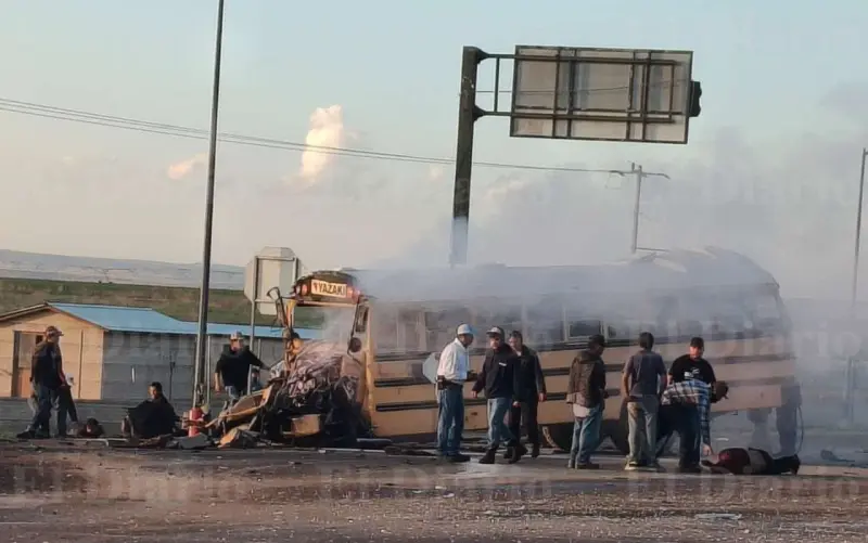 Confirman un fallecido en accidente de camión de personal en Namiquipa