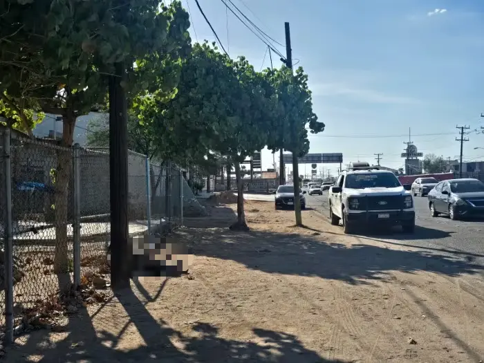 Hombre muere al desvanecerse y caer sobre una varilla en el ejido Puebla