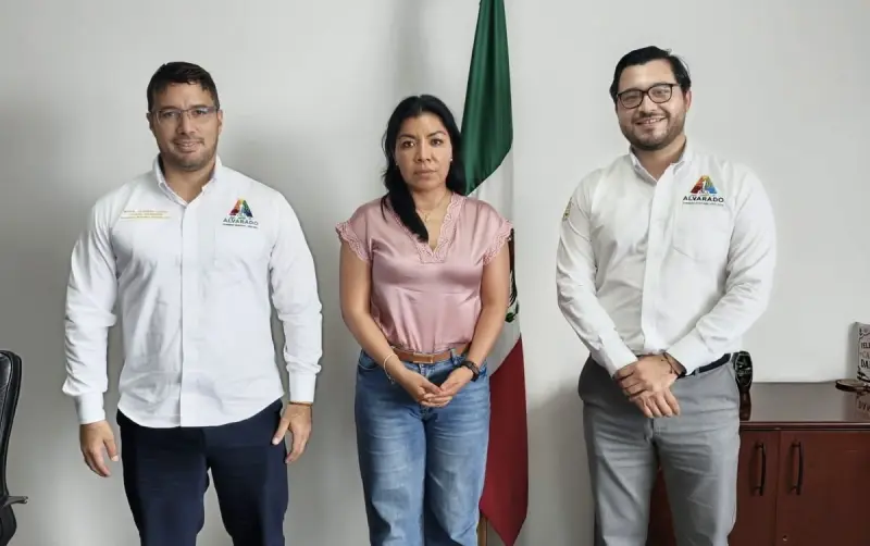 Alcalde Beto Cobos trabaja para reforzar la seguridad en Alvarado