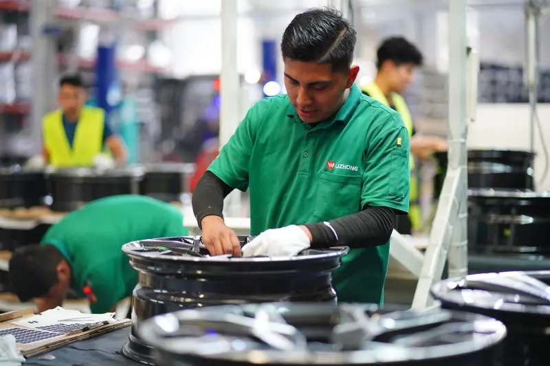 NL alcanza cifra histórica de más de 400,000 empleos IMMEX, destaca Samuel García