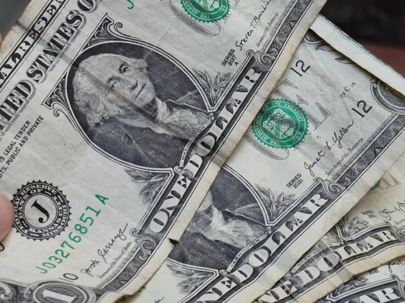 Ciudadanos recuerdan época en que el dólar dominaba las transacciones en Tijuana