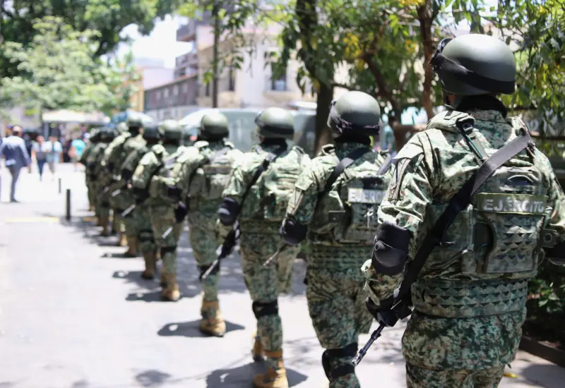 Militares enfrentan a grupo armado durante recorrido de vigilancia en Matamoros