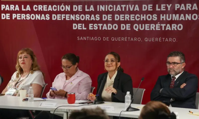 Participación ciudadana, eje para fortalecer las leyes en Querétaro: Claudia Díaz Gayou