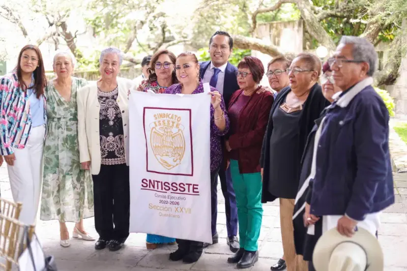 Chepe Guerrero reconoce trayectoria de servidores públicos jubilados