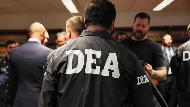 DEA vincula a gobierno con los cárteles