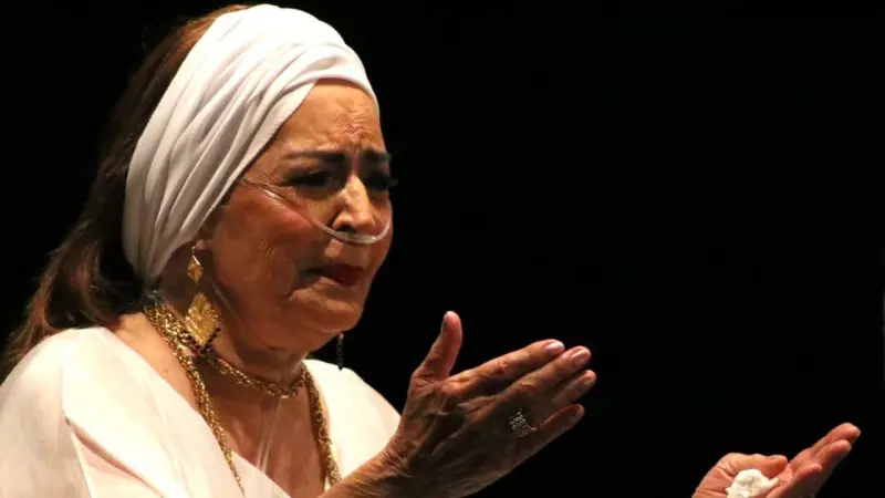 Filtran imágenes del funeral de Elsa Aguirre: así luce el ataúd de la diva del cine mexicano