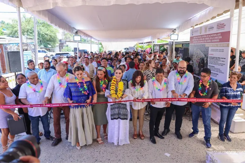 Inaugura Evelyn Salgado sistema de alcantarillado en Acapulco 