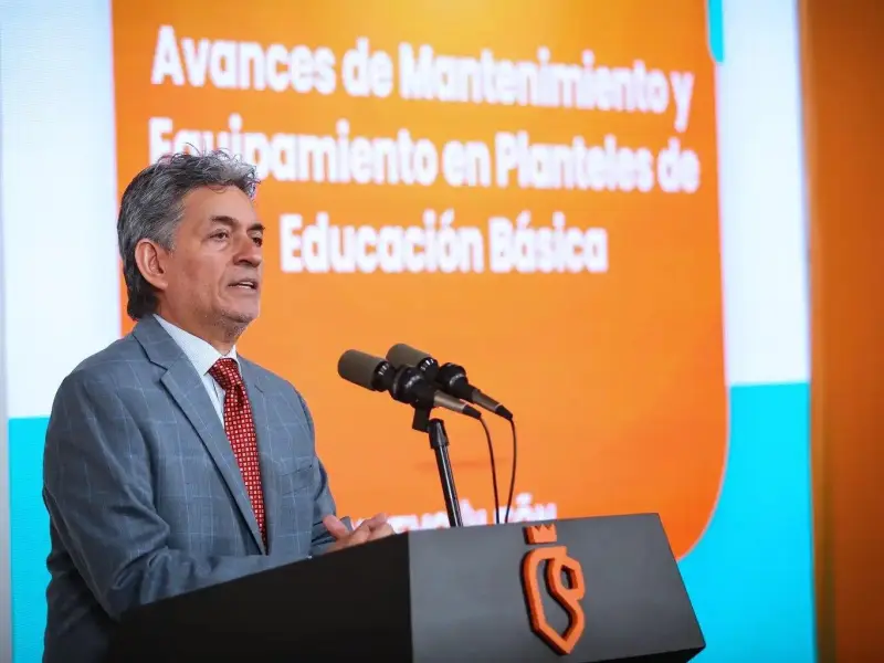 Nuevo León analiza uso de celulares en planteles educativos, tras casos de retos virales