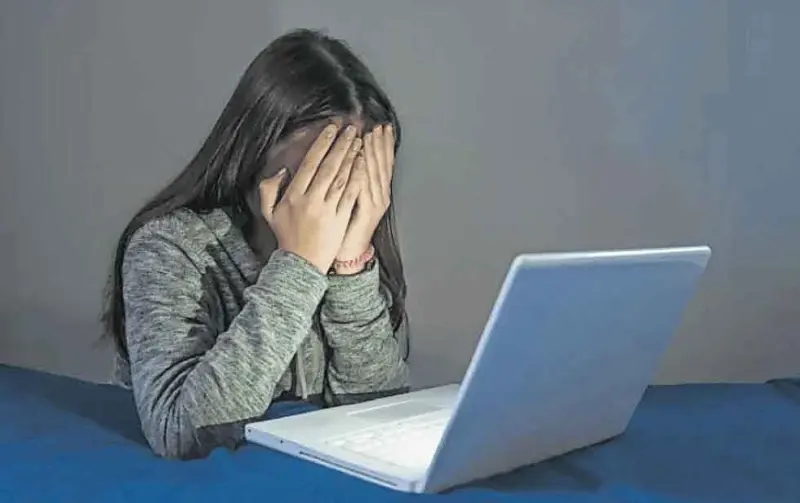 Víctimas de ciberacoso, 3 de cada 10 estudiantes