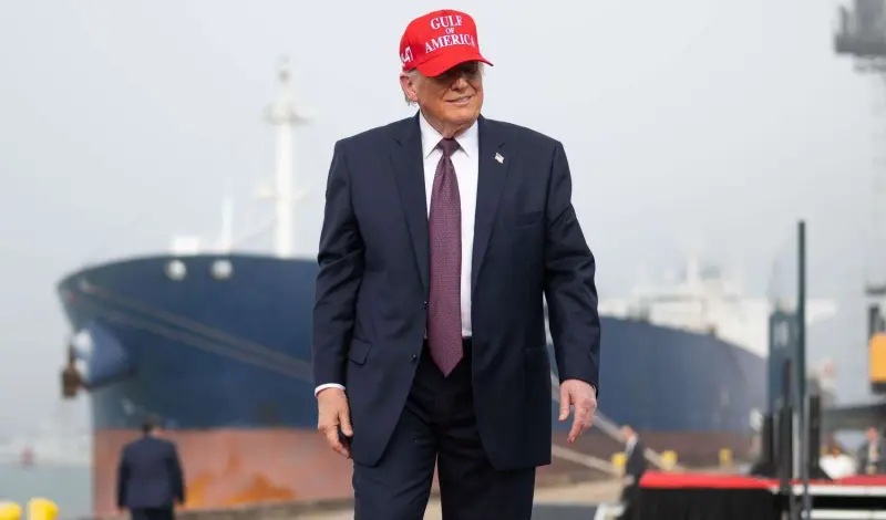 “Nos toca golpear”: la dura amenaza de Trump tras el ataque a buques de EE UU en Egipto