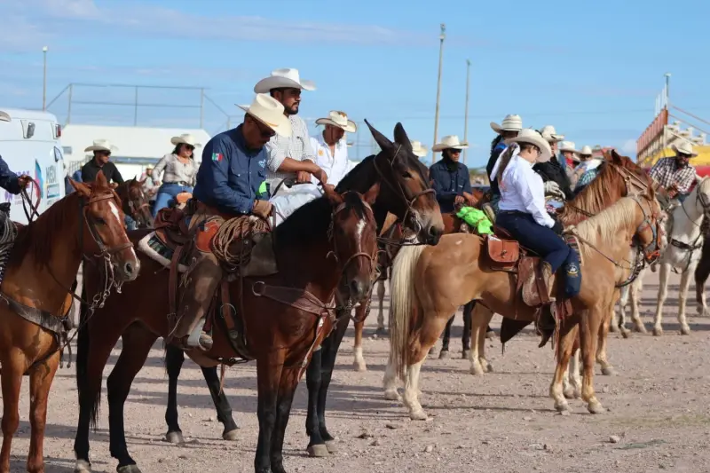 Galería.- Culmina con éxito la XXXI Cabalgata Villista en Parral