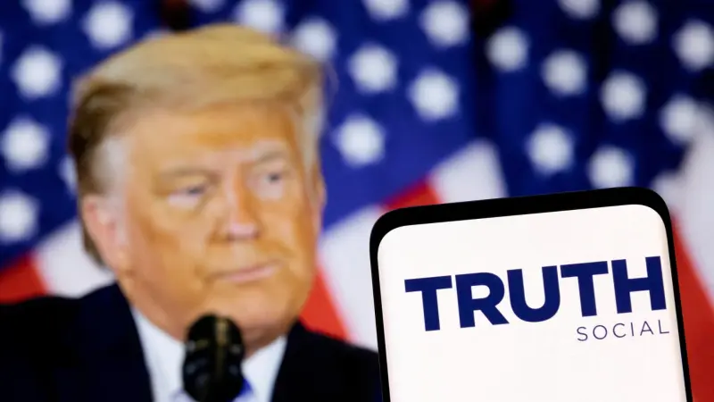 Mientras una publicación de Trump puede mover mercados en segundos, su empresa cobrará a operadores financieros por recibir esos mensajes en milisegundos antes que los usuarios que dependen de las notificaciones comunes de Truth Social