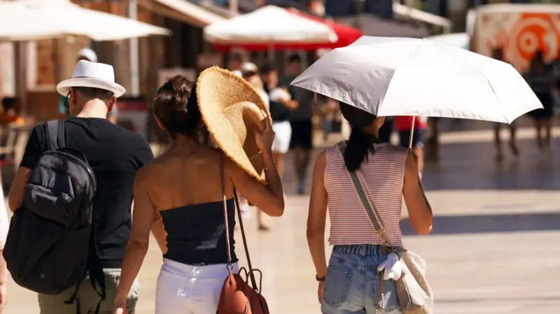 Aemet alerta de la tercera ola de calor del verano: estas son las zonas donde se esperan hasta 45 grados