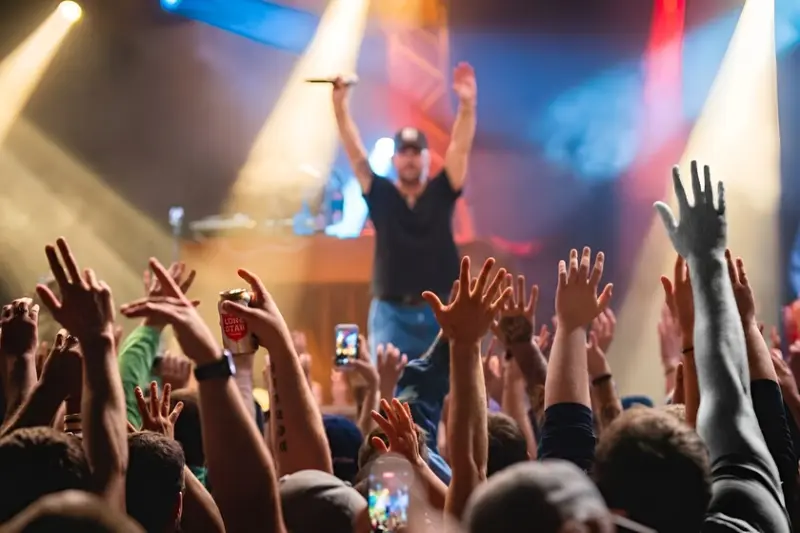 Claude logró burlar la seguridad de la mayor ticketera de festivales de EE. UU. El truco fue tan avanzado que ni el propio hacker que lo usó entendía cómo funcionaba