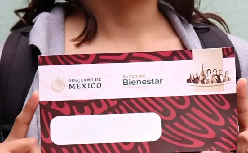 En Querétaro, 327 mil estudiantes reciben becas federales