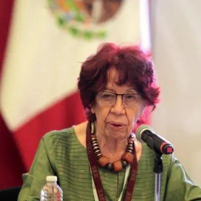 SRE lamenta muerte de Carmen Moreno, de primera embajadora eminente de México