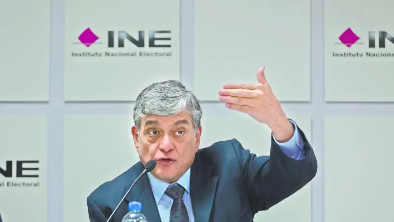 Proponen otra boleta para visibilizar a plurinominales
