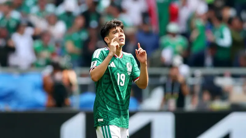 Gilberto Mora rompe récord con su valor: ya está entre los mexicanos más valiosos de la historia