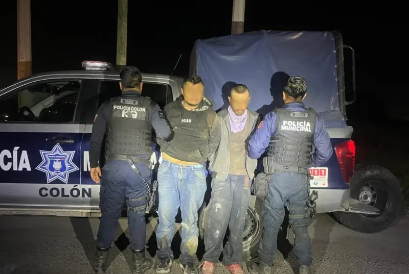 Sorprenden a dos sujetos robando diversos objetos en un predio de Colón; fueron detenidos por la Policía Municipal