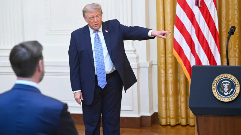 Trump publicará información "crítica" que probaría la injerencia electoral de China en EU