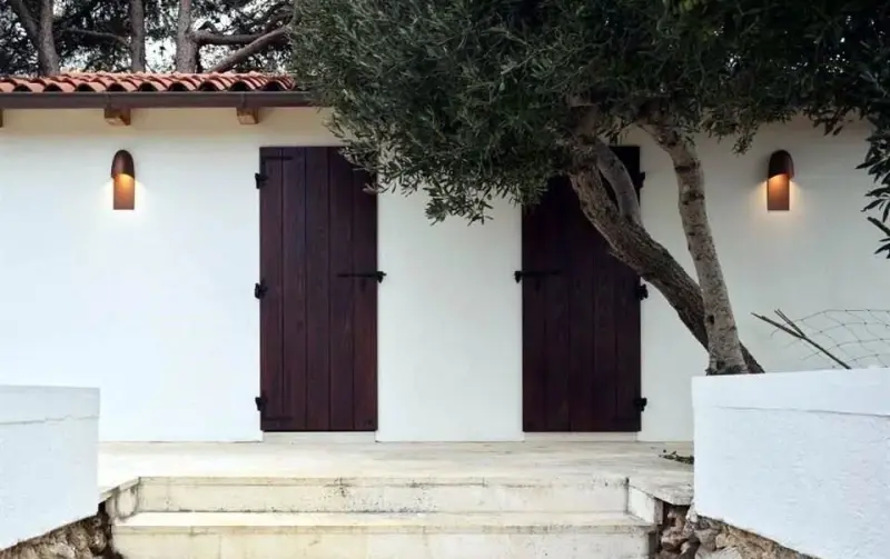 Restauran una villa mediterránea