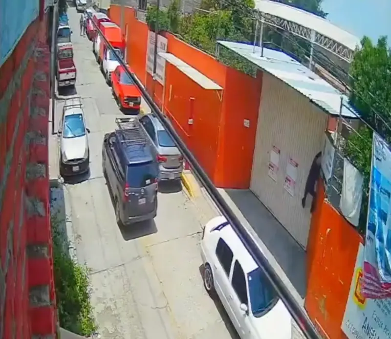 Cae presunto ladrón de escuelas en Ecatepec; lo vinculan a más robos