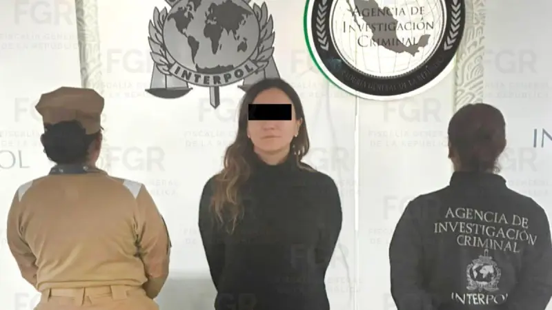 FGR detiene a hermana de Emilio Lozoya en inmediaciones del AICM