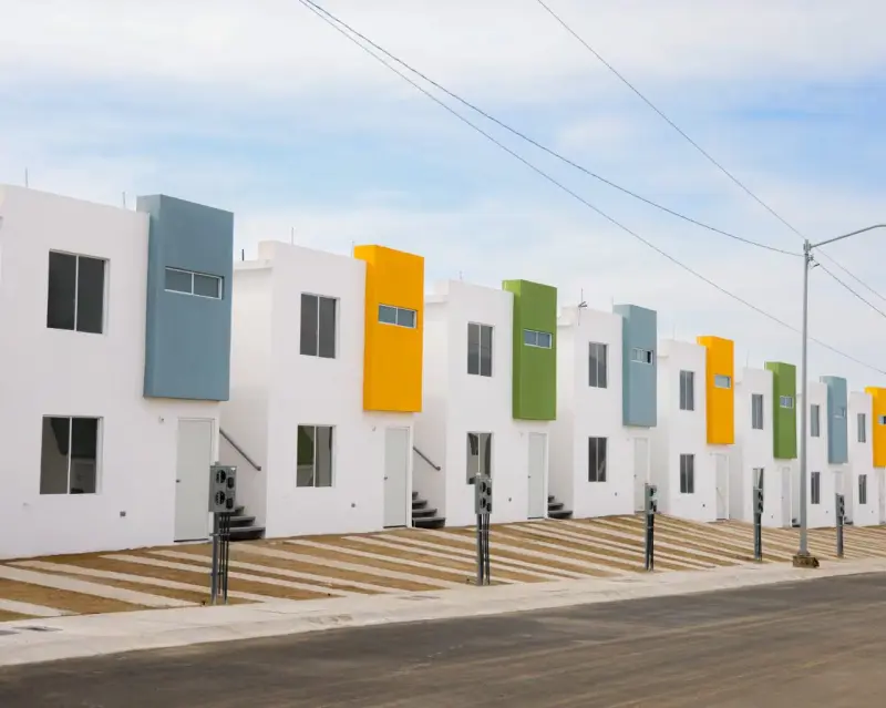 Baja California ofrece 100 becas para obtener licencia de agente inmobiliario