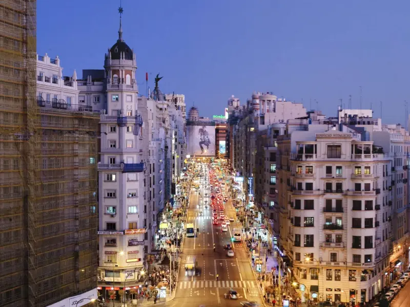Lo que hay detrás del dominio de Madrid en la inversión estatal y la caída de Cataluña